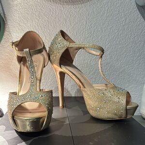 De Blossom Collection Gold Platform Heels